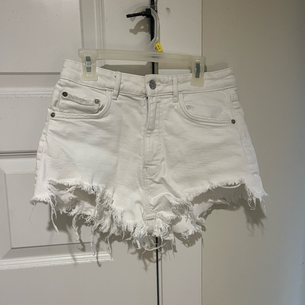Zara White Jean Shorts High-Waisted Distressed